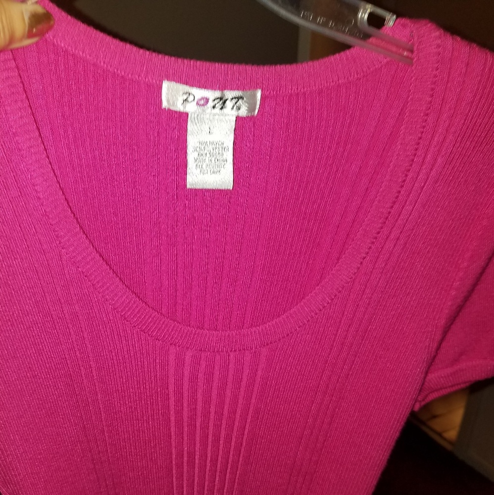 Short sleeve comfortable sweather top